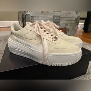 Nike Air Force 1 Platform Plt.At.Orm AF1